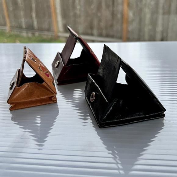 Earring / Jewelry Pouch with snap closure - ‘leather’ like material pack of 3 - Picture 5 of 11